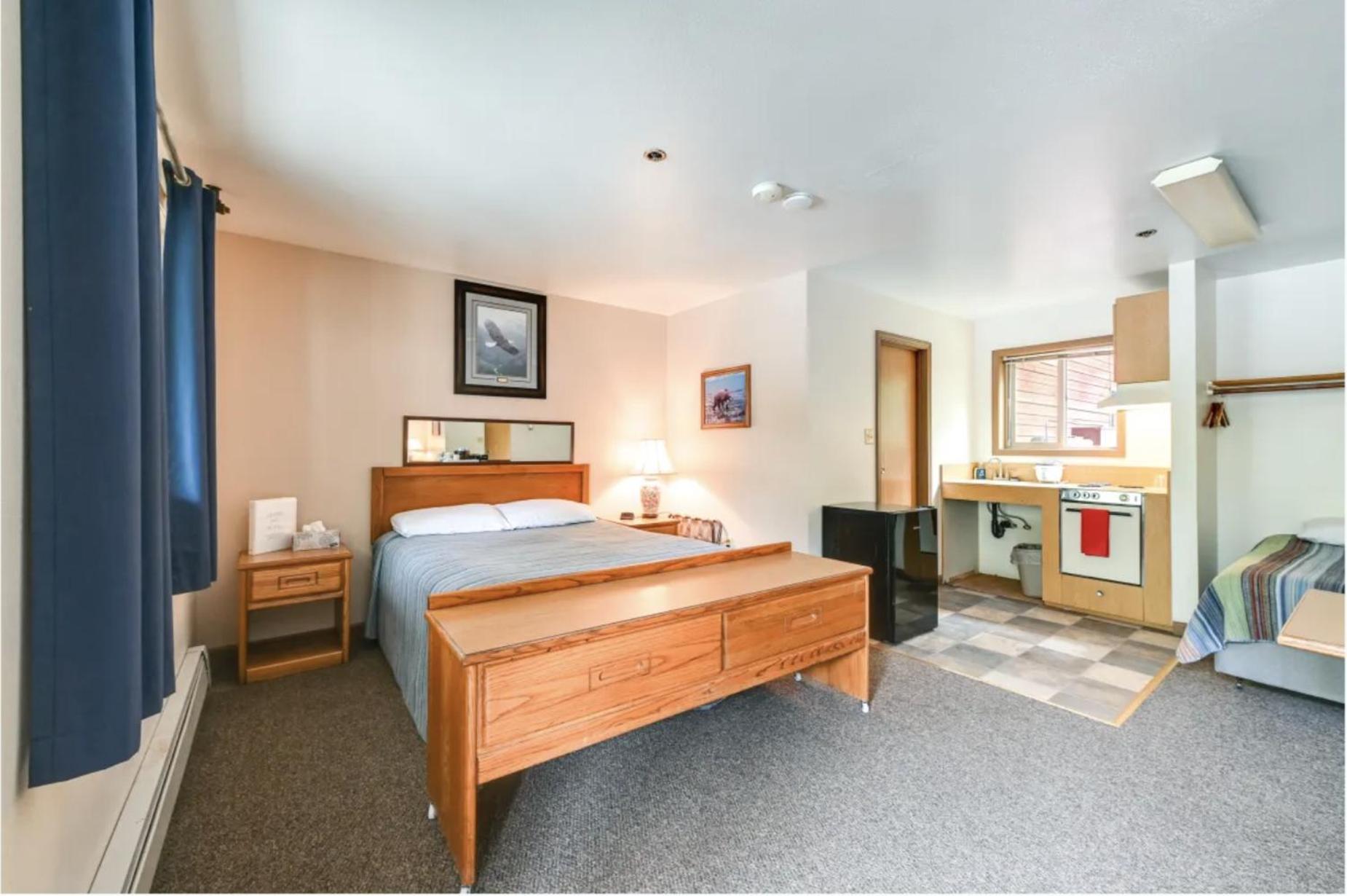 Alpine Inn Motel Cooper Landing エクステリア 写真