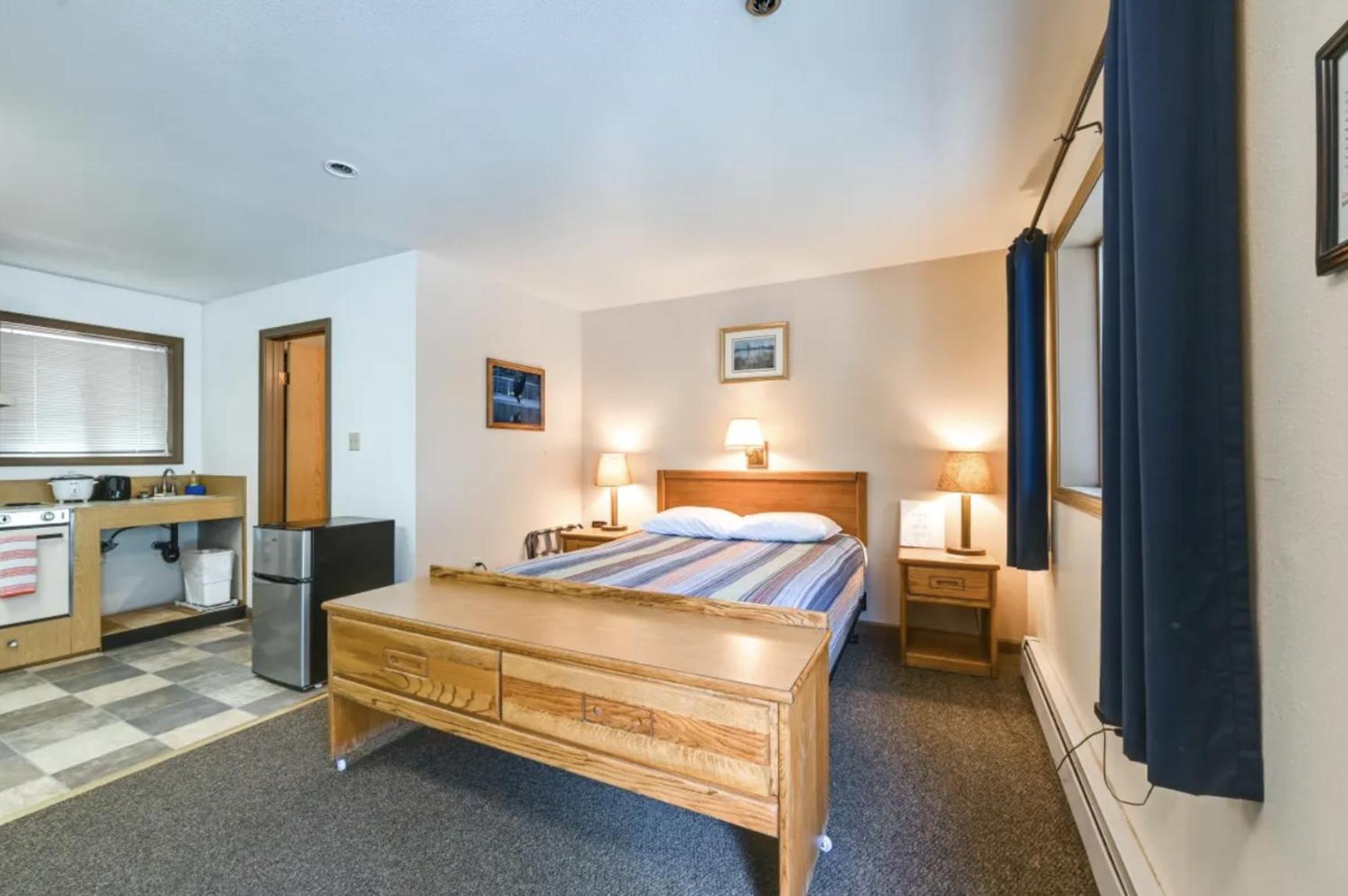 Alpine Inn Motel Cooper Landing エクステリア 写真
